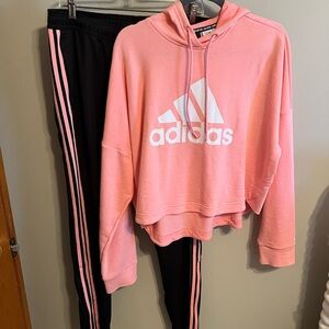 ADIDAS: cute and comfy track suit